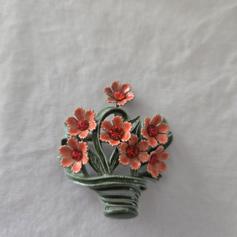 Vintage Art Nouveau Orange Floral Bouquet Pot Brooch